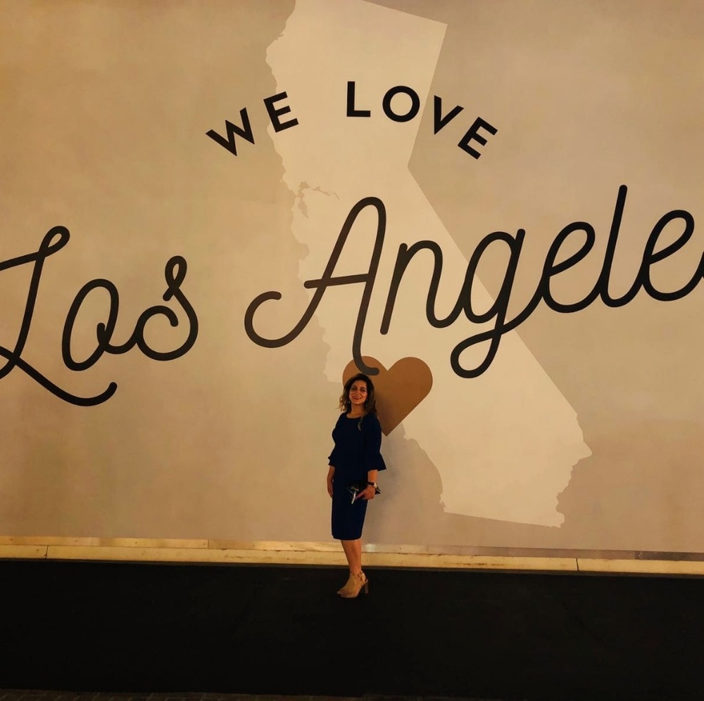 Meet your Posher, Dela